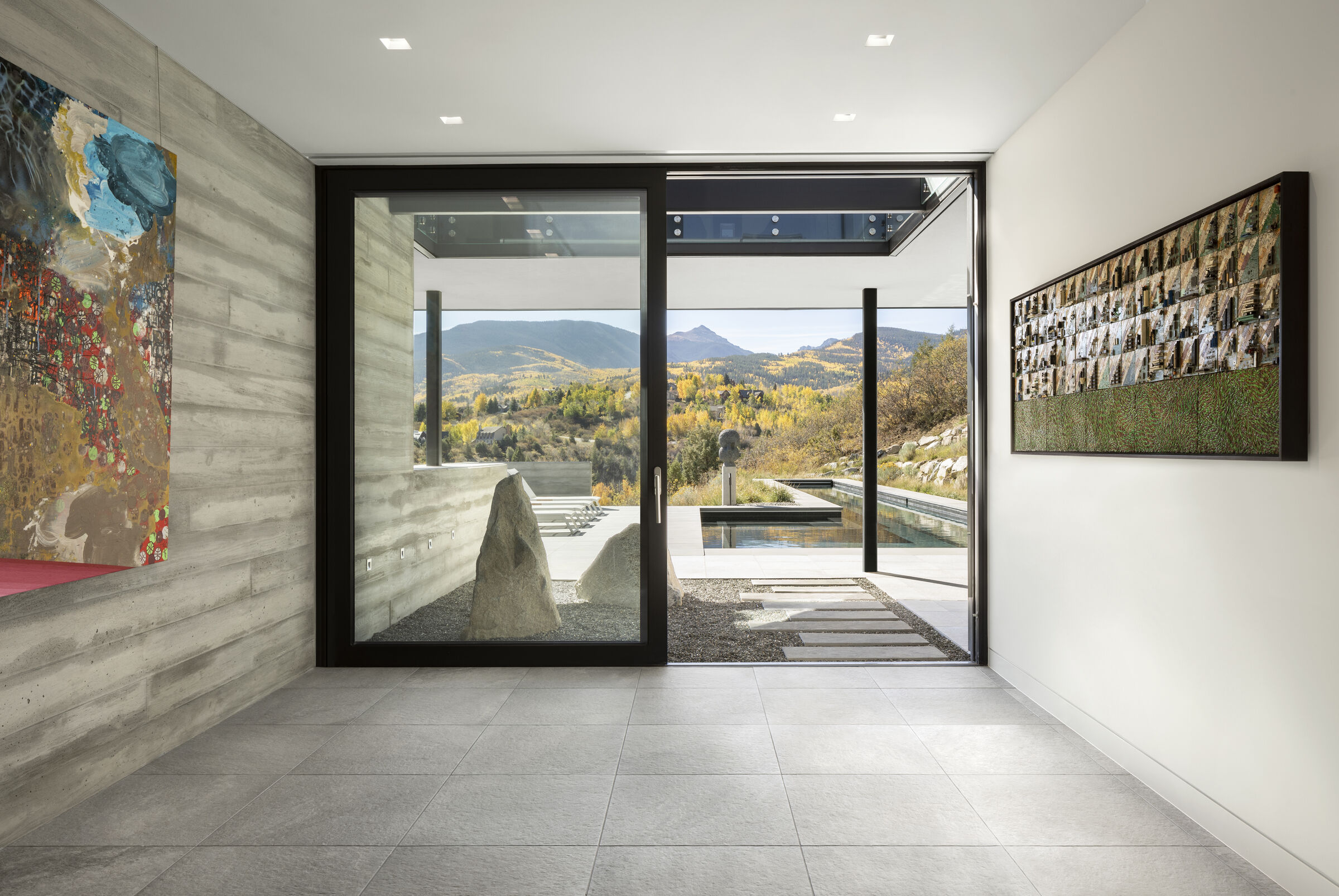 Gold Dust exterior view