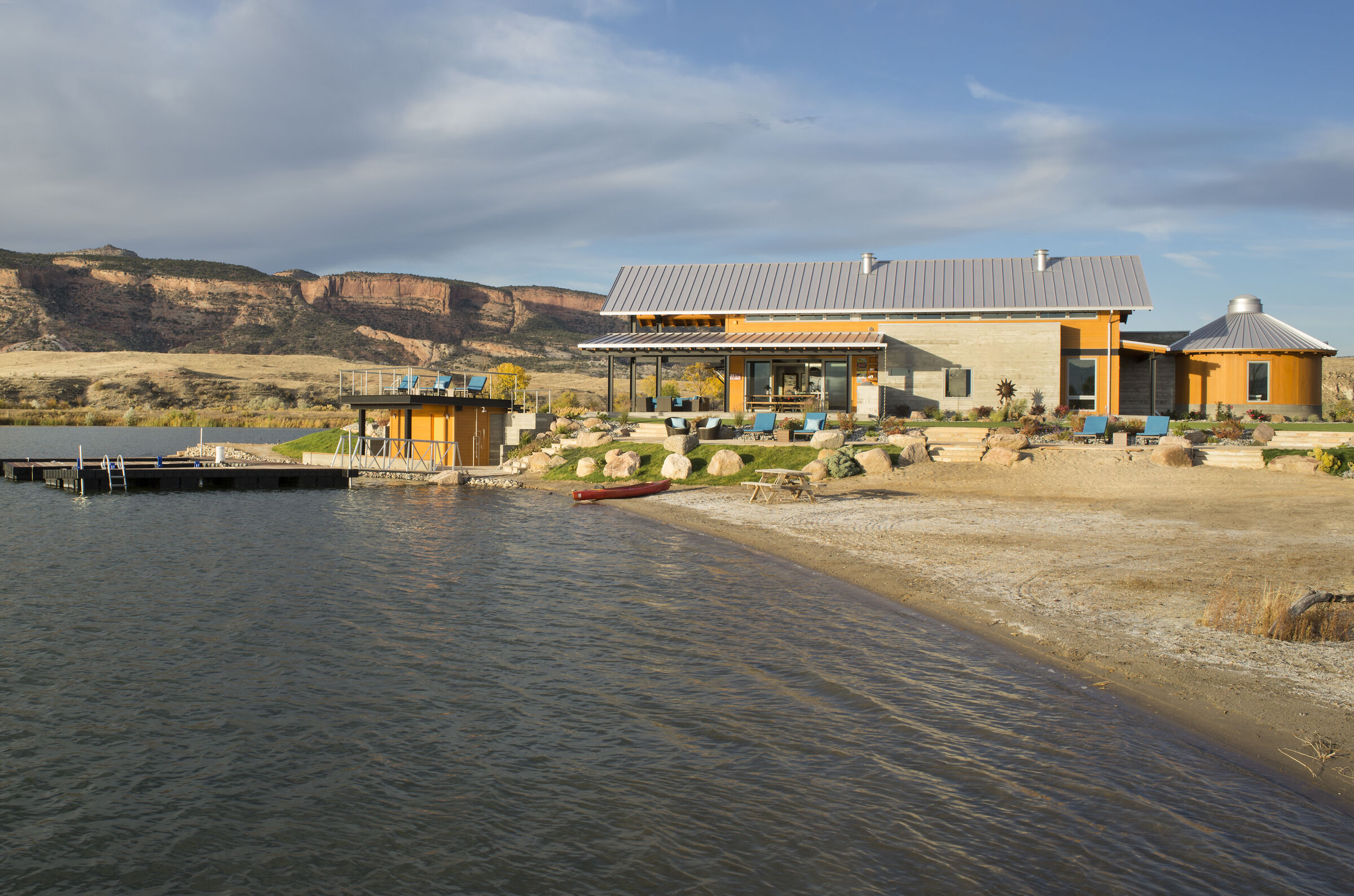 Lake Weedunno interior