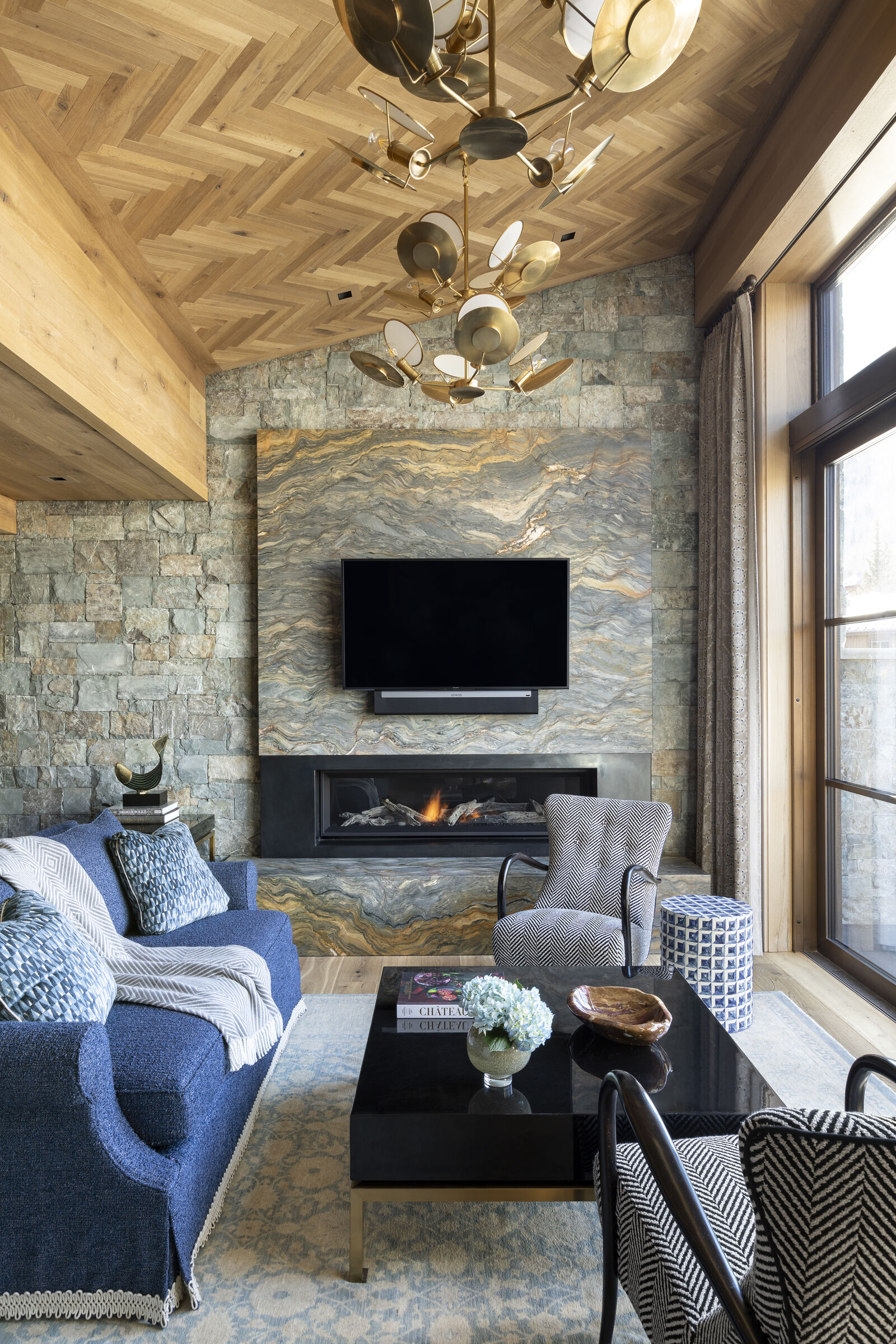 Rowhomes upper level